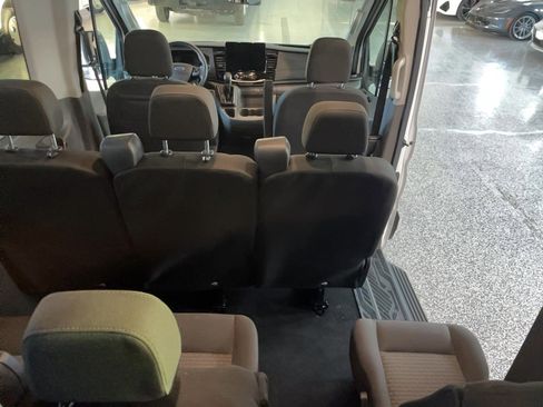 Used 2023 Ford Transit 350 XLT RWD image 25