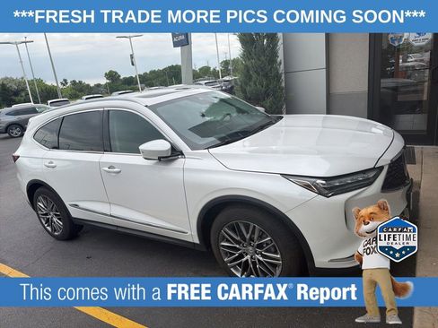 Used 2024 Acura MDX SH-AWD w/ Advance Package image 3