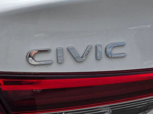Used 2024 Honda Civic Sport image 15