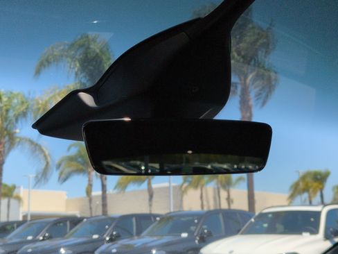 Used 2023 Tesla Model X AWD/4WD image 27