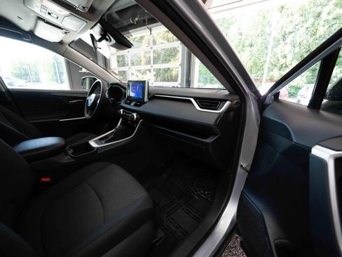 Used 2024 Toyota RAV4 XLE FWD image 26