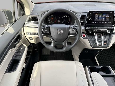 Used 2026 Honda Odyssey EX-L image 14