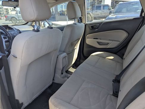 Used 2019 Ford Fiesta SE FWD image 29