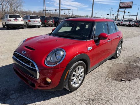 Used 2015 MINI Cooper S image 7