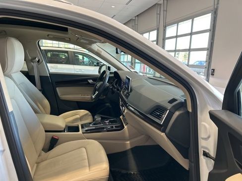 Used 2019 Audi Q5 2.0T Premium Plus w/ Premium Plus Package image 21