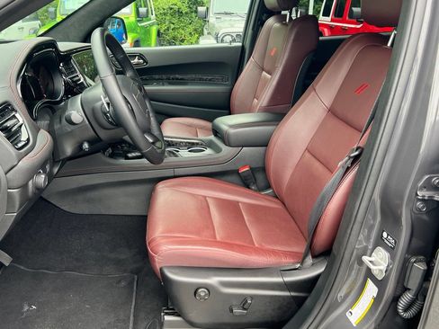 Used 2025 Dodge Durango R/T AWD/4WD image 9