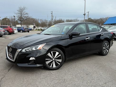Used 2021 Nissan Altima 2.5 SL image 2