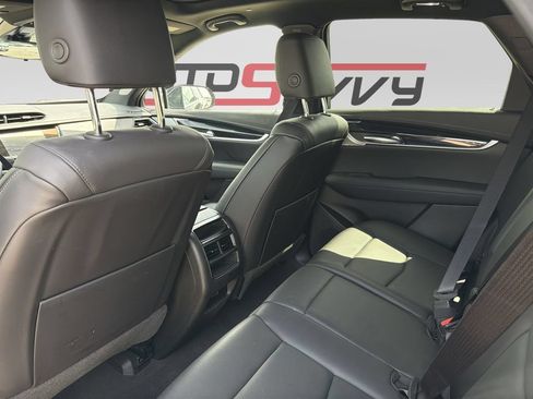 Used 2025 Cadillac XT5 Premium Luxury w/ Technology Package FWD image 16
