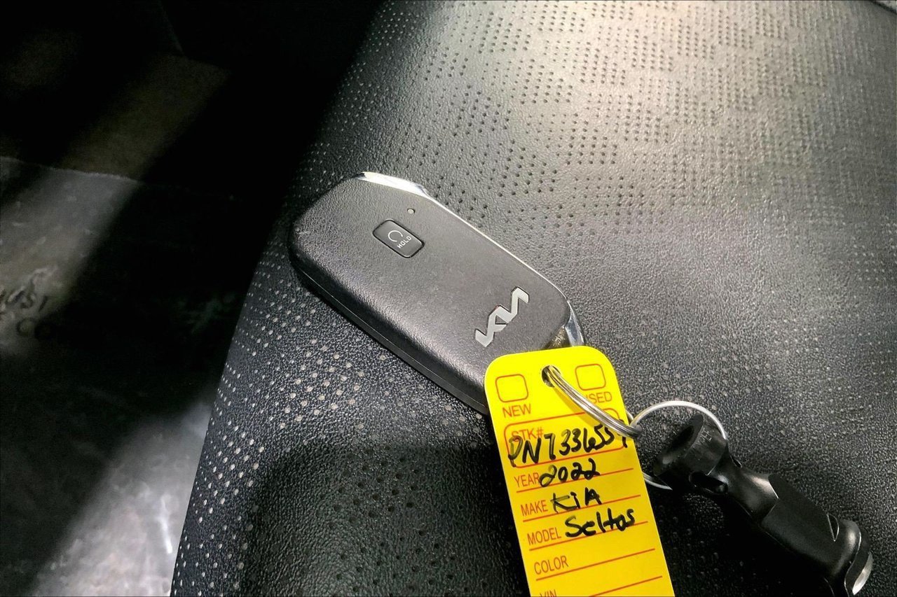 Used 2022 Kia Seltos SX AWD/4WD image 11