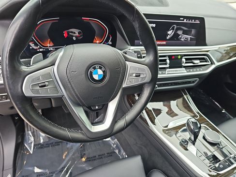 Used 2020 BMW X7 xDrive40i w/ Cold Weather Package image 18