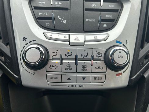 Used 2013 Chevrolet Equinox LS FWD image 24