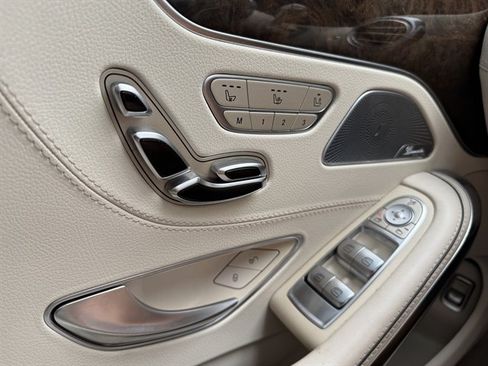 Used 2015 Mercedes-Benz S 550 4MATIC Coupe w/ Sport Package image 16