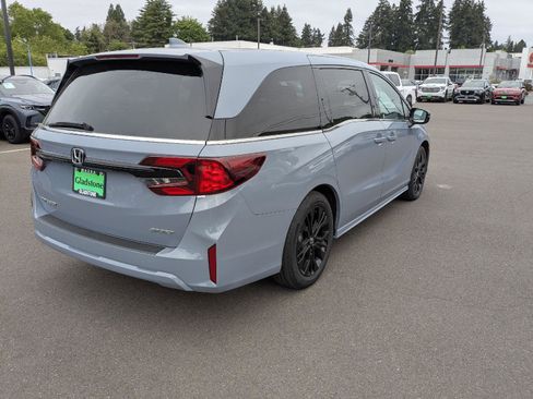 Used 2025 Honda Odyssey Sport-L image 6