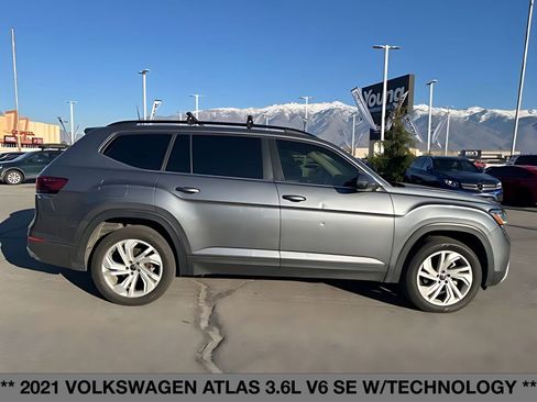 Used 2021 Volkswagen Atlas SE image 4