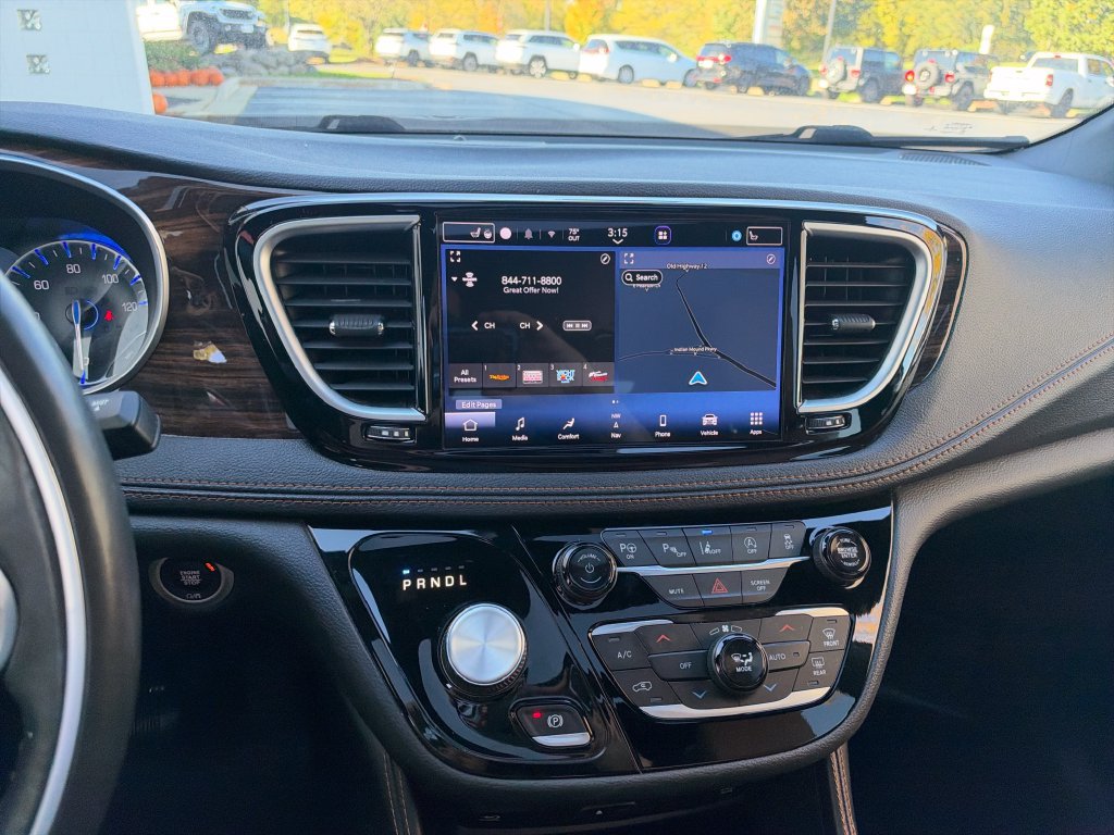 Used 2021 Chrysler Pacifica Pinnacle AWD/4WD image 19