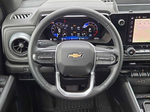 Used 2024 Chevrolet Colorado LT w/ LT Convenience Package II RWD image 18