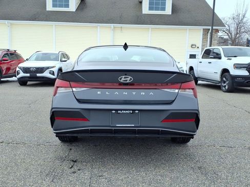 New 2025 Hyundai Elantra Sport image 3