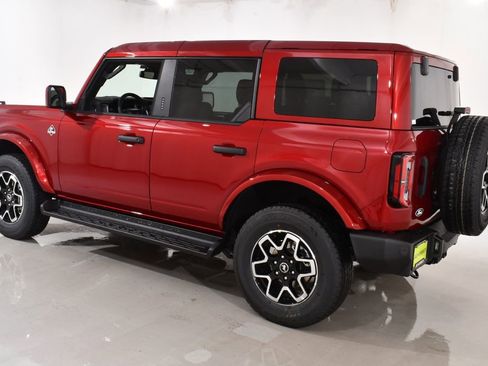 New 2026 Ford Bronco Outer Banks AWD/4WD image 15