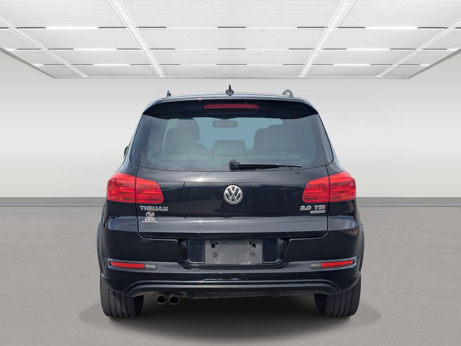 Used 2015 Volkswagen Tiguan R-Line AWD/4WD image 4