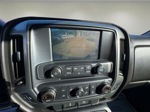 Used 2017 Chevrolet Silverado 1500 LT w/ LT Convenience Package image 21