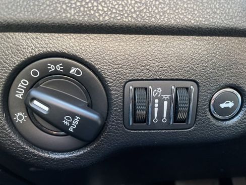 Used 2020 Dodge Charger R/T w/ Blacktop Package image 22