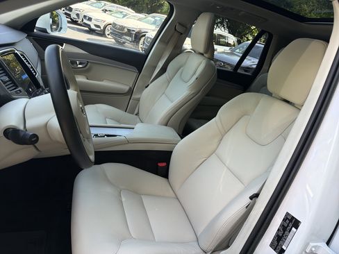 Certified 2023 Volvo XC90 B5 Core w/ Protection Package Premier AWD/4WD image 16