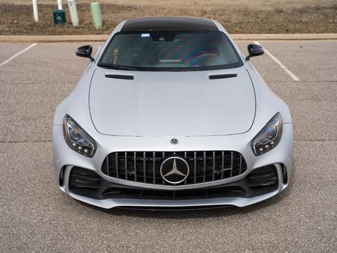 Used 2018 Mercedes-Benz AMG GT R image 10