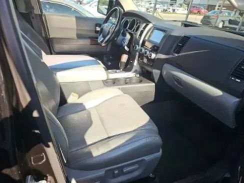 Used 2014 Toyota Sequoia Platinum AWD/4WD image 11