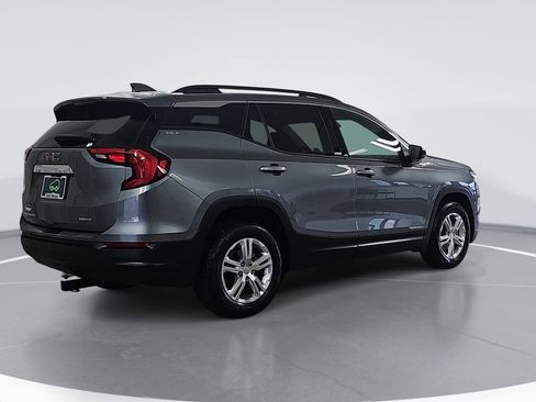 Used 2019 GMC Terrain SLE w/ Driver Convenience Package AWD/4WD image 3