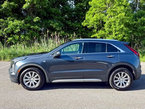 Used 2020 Cadillac XT4 Premium Luxury w/ Cold Weather Package AWD/4WD image 8