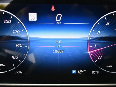 Used 2024 Mercedes-Benz CLE 300 4MATIC Cabriolet image 78