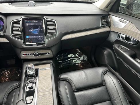 Certified 2023 Volvo XC90 T8 Ultimate image 19