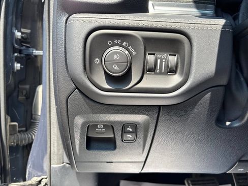 Used 2022 RAM 1500 Limited AWD/4WD image 40