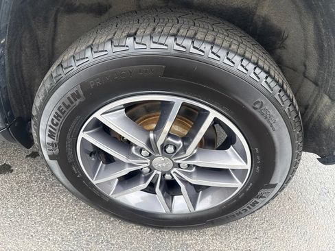 Used 2017 Jeep Grand Cherokee Limited AWD/4WD image 47