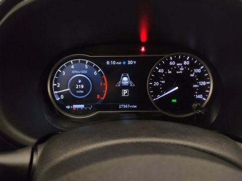 Used 2020 Nissan Kicks SR w/ SR Premium Package image 23