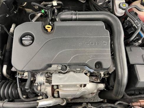 Used 2019 Chevrolet Malibu LT FWD image 34