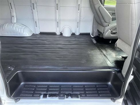 Certified 2025 Chevrolet Express 2500 w/ Driver Convenience Package image 14