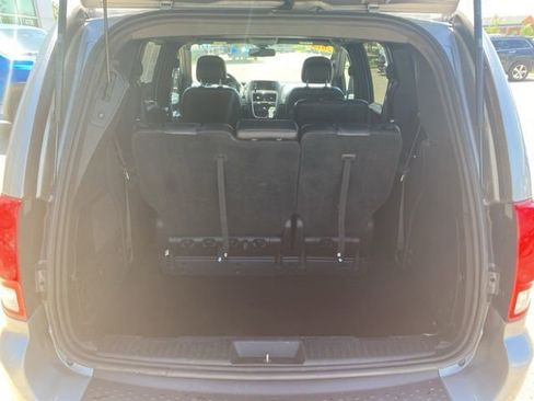 Used 2019 Dodge Grand Caravan GT FWD image 27