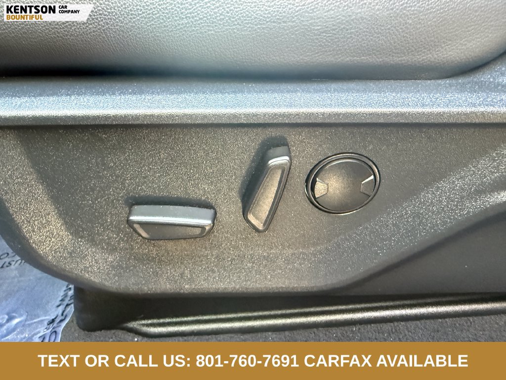 Used 2025 Ford F350 Lariat w/ Black Appearance Package AWD/4WD image 33