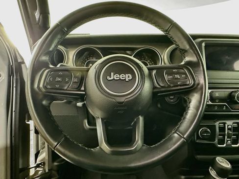 Used 2021 Jeep Wrangler Unlimited Sport AWD/4WD image 15
