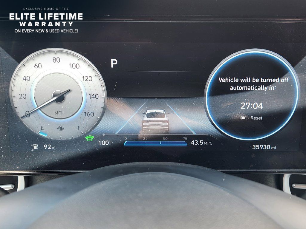 Used 2023 Hyundai Elantra Limited FWD image 15