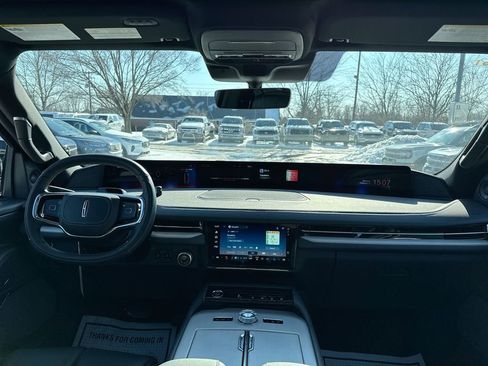 New 2026 Lincoln Navigator L Reserve w/ Jet Appearance Package AWD/4WD image 10