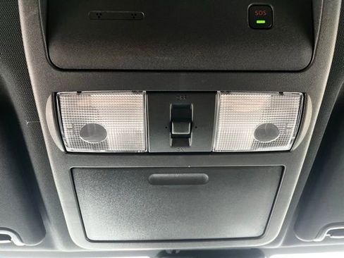 Used 2025 Nissan Frontier PRO-4X image 23