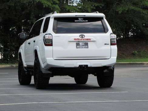 Used 2019 Toyota 4Runner SR5 Premium AWD/4WD image 11