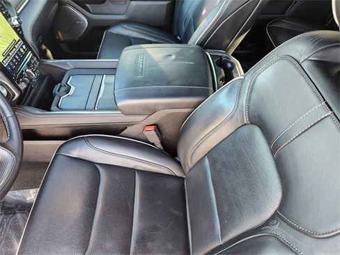 Used 2021 RAM 1500 Limited w/ Night Edition image 8