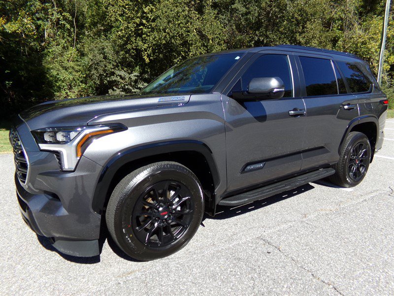 Used 2024 Toyota Sequoia Platinum w/ TRD Off-Road Package AWD/4WD image 1