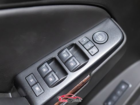 Used 2019 GMC Yukon XL SLT w/ Premium Edition image 40