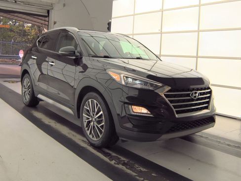 Used 2021 Hyundai Tucson Limited image 2