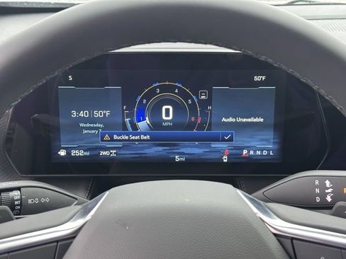 New 2026 Chevrolet Equinox LT w/ Safety and Technology Package image 8