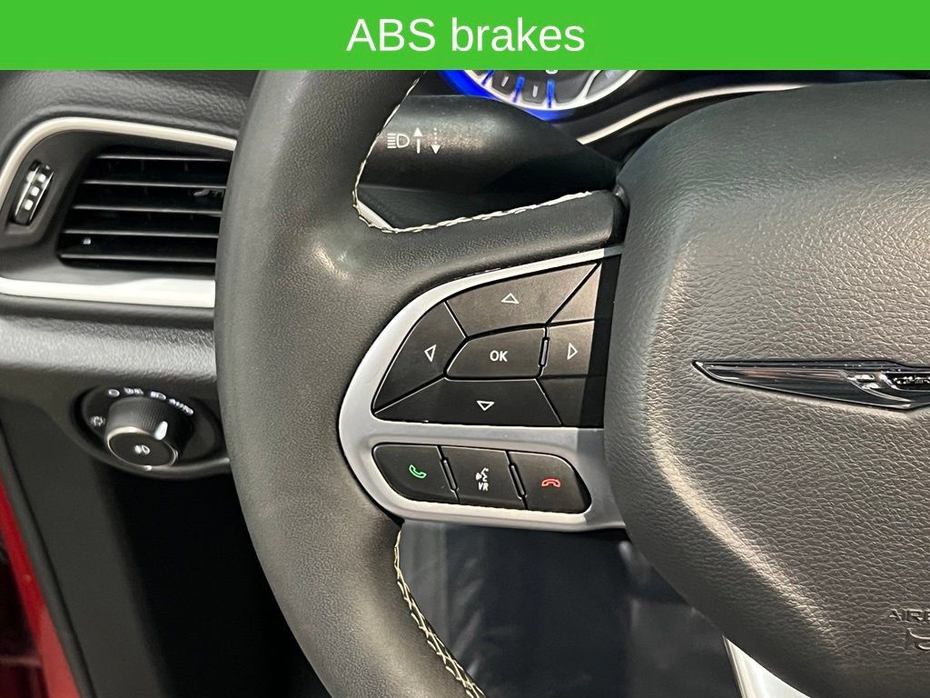 Used 2025 Chrysler Pacifica Select FWD image 20